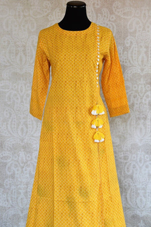 401966, 401966 Traditional Indian Pure Elegance Yellow Cotton Kurta Plazzo Set. Top View.