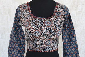 Buy this traditional Indian cotton designer blue ajrak blouse from Pure Elegance online or from our store in USA. Perfect for any engagement or reception party. Front View.