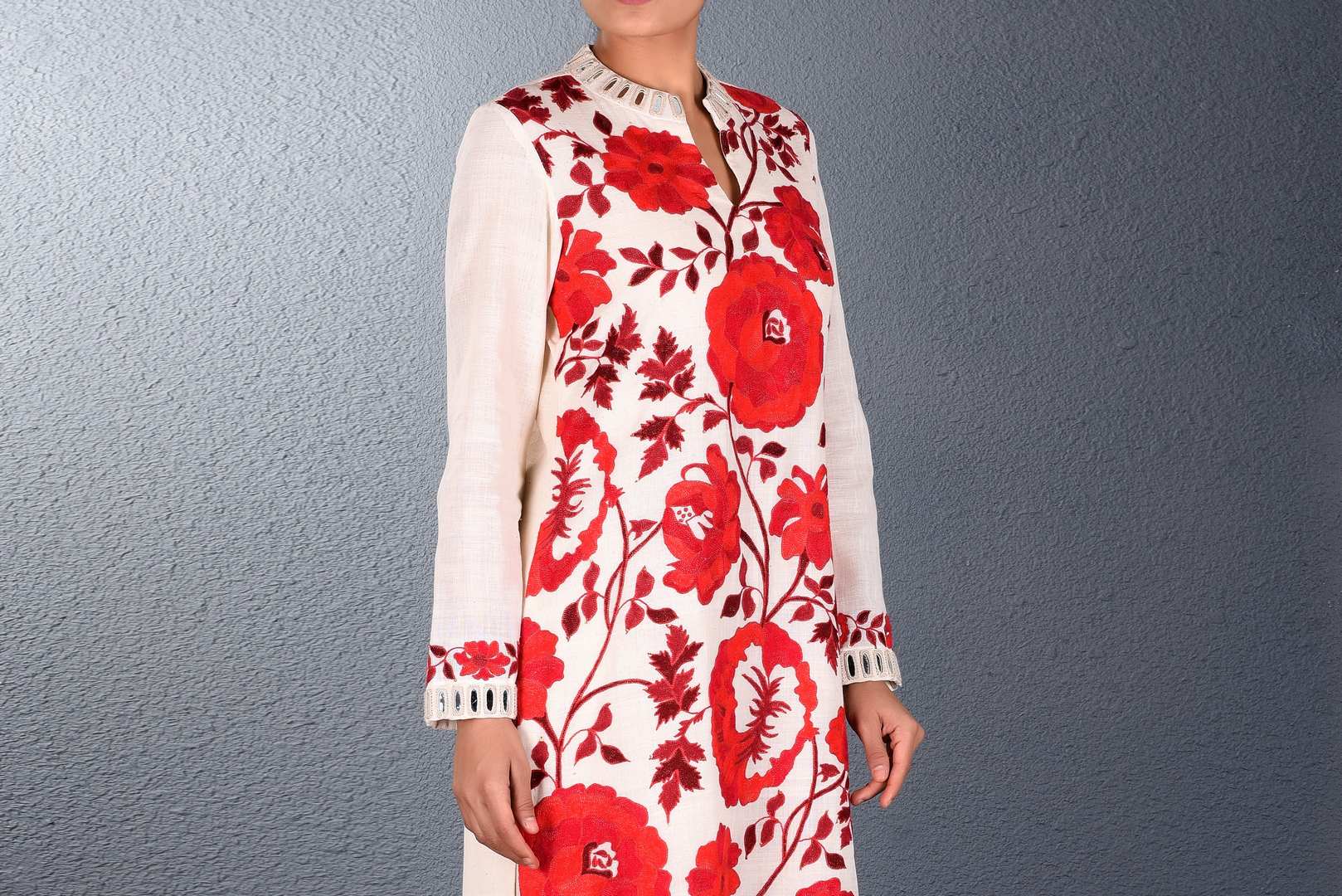 Buy off-white aari and mirror work kurta with straight pants online in USA. Pick your favorite Indian dresses from Pure Elegance clothing store in USA. Step up your style with a range of Indian designer dresses, suits, designer lehengas also available on our online store. -embroidery