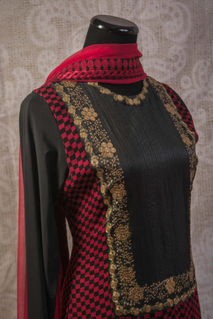 500942-suit-long-sleeve-red-black-geometric-pattern-with-gold-embroidery-and-scarf-bodice-view