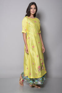Buy online alluring yellow pure chanderi kurta with palazzo in USA. The kurta is adorned with delicate resham and cutdana embroidery which makes it so captivating. To buy more such exquisite summer outfits in USA, shop at Pure Elegance Indian clothing store in USA or shop online.-full view