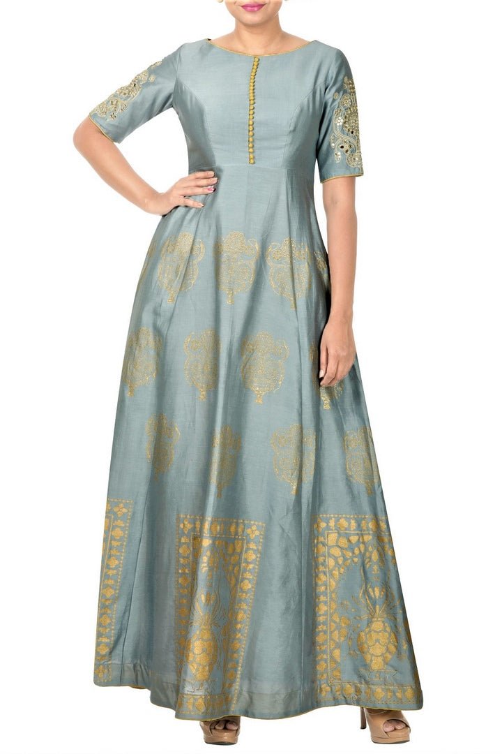 Buy online elegant grey color hand embroidered chanderi cape in USA at Pure Elegance. Make your festive collection exquisite with a range of Indian designer dresses, suits, Anarkali dresses from our exclusive clothing store in USA. You can also browse through our online store and shop online.-full view