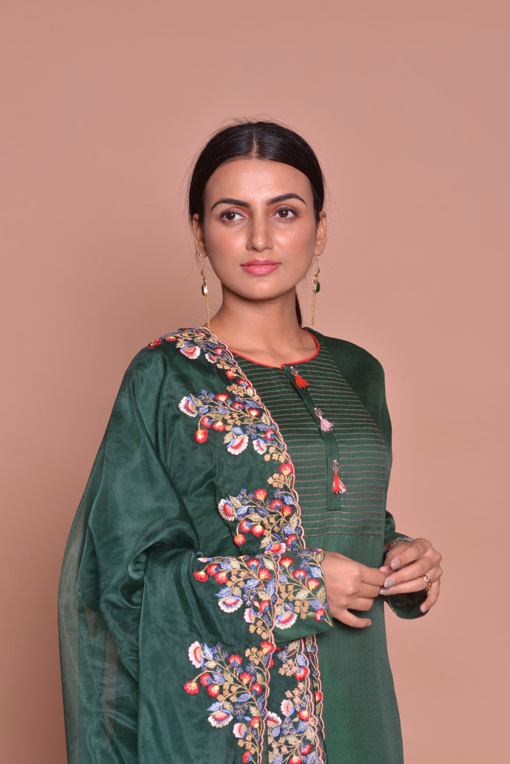 Shop beautiful dark green embroidered suit online in USA with palazzo and embroidered dupatta. Flaunt Indian fashion with exquisite designer suits, Anarkali dresses, traditional salwar suits from Pure Elegance Indian cloth store in USA. -closeup