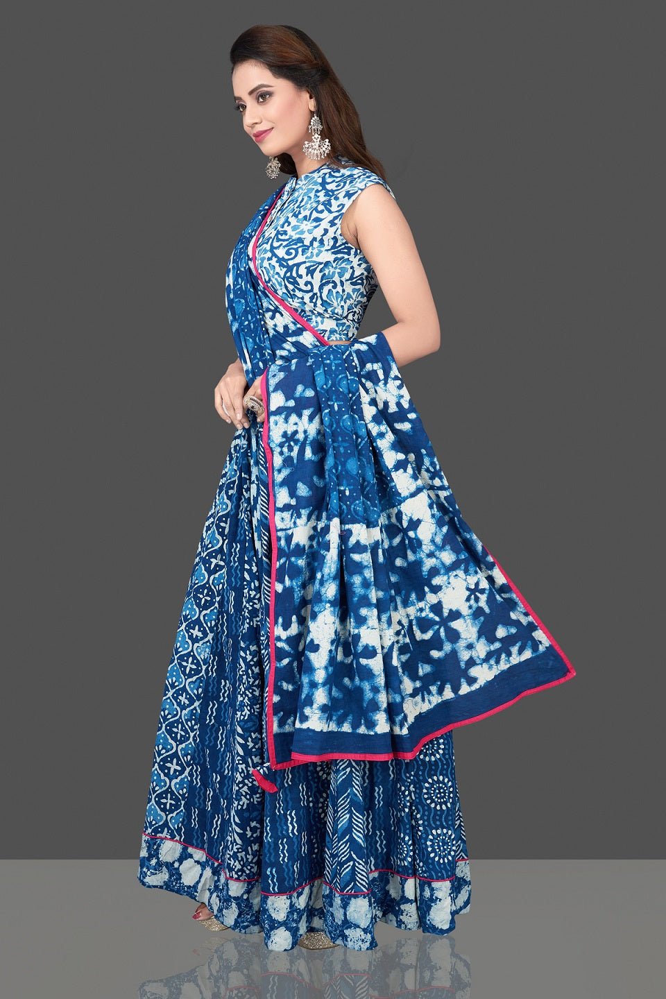 Buy beautiful blue and white Bagru block printed skirt set online in USA with dupatta. Shop designer Indian clothing, lehengas, designer Anarkali, gharara suits, Indian dresses in USA from Pure Elegance Indian fashions store for parties and special occasions.-left