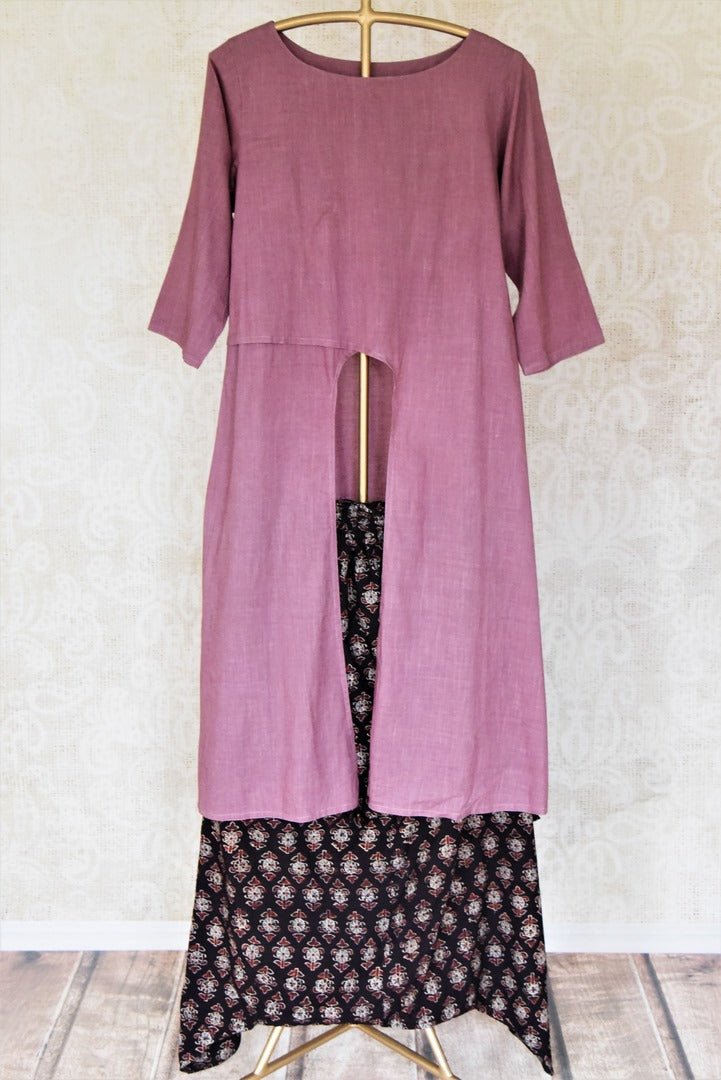 Shop beautiful mauve pink and black Kalamkari cotton skirt set online in USA. Choose from an exclusive collection of Indian designer suits, Anarakali dresses, palazzo suits, salwar suits, designer gowns, readymade dupatta, sharara suits from Pure Elegance Indian clothing store in USA.-full view