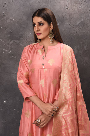 Buy elegant blush pink palazzo suit online in USA with dupatta. Get set for weddings and festive occasions in exclusive designer Anarkali suits, wedding gown, salwar suits, gharara suits, Indowestern dresses from Pure Elegance Indian fashion store in USA.-closeup