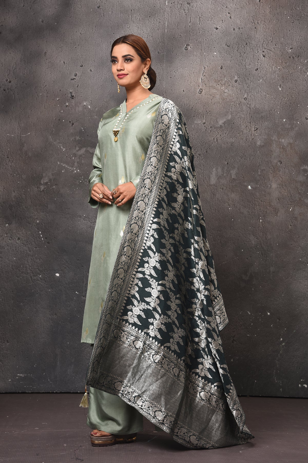 Shop beautiful sage green palazzo suit online in USA with Banarasi dupatta. Get set for weddings and festive occasions in exclusive designer Anarkali suits, wedding gown, salwar suits, gharara suits, Indowestern dresses from Pure Elegance Indian fashion store in USA.-dupatta