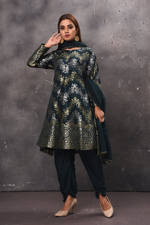  Buy stunning dark green designer salwar suit online in USA with dupatta. Get set for weddings and festive occasions in exclusive designer Anarkali suits, wedding gown, salwar suits, gharara suits, Indowestern dresses from Pure Elegance Indian fashion store in USA.-front