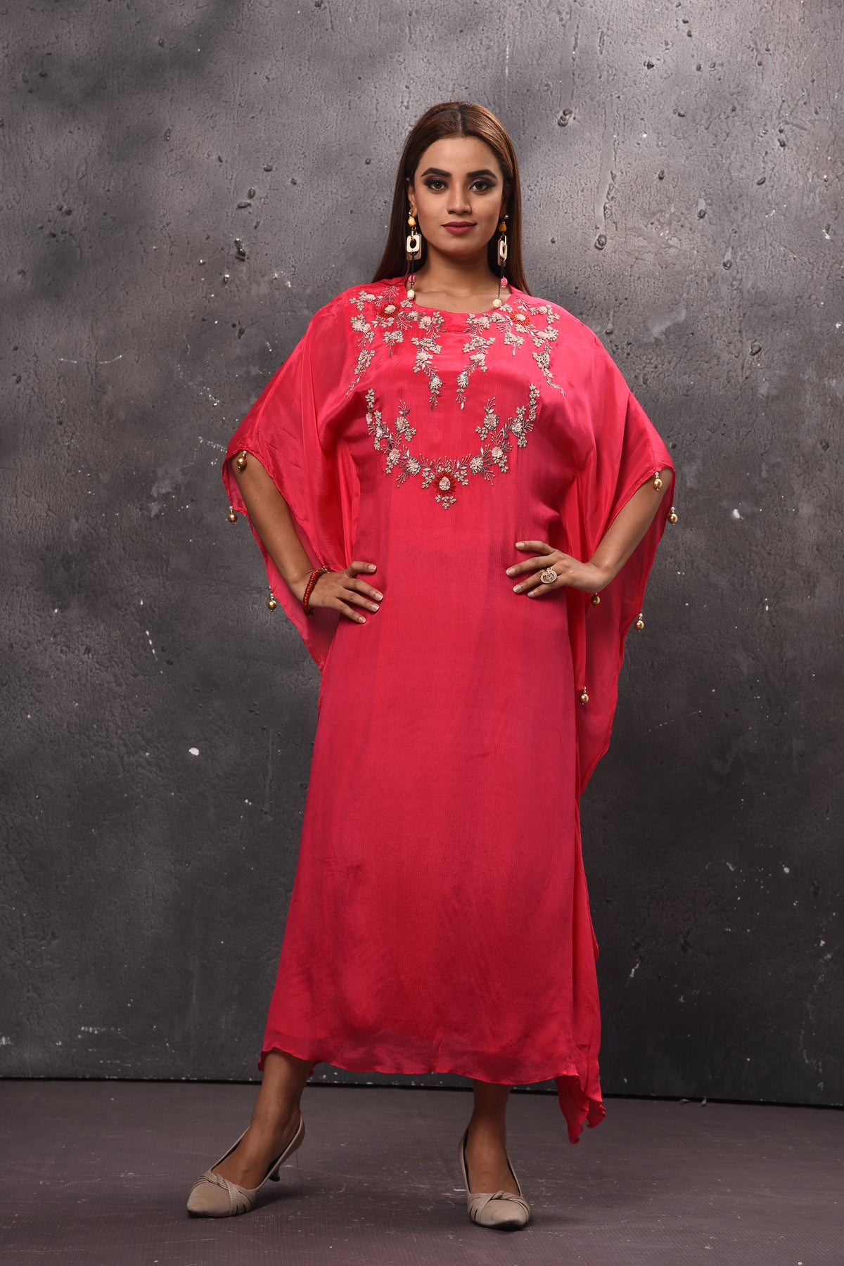 Buy beautiful pink embroidered kaftaan dress online in USA. Get set for weddings and festive occasions in exclusive designer Anarkali suits, wedding gown, salwar suits, gharara suits, Indowestern dresses from Pure Elegance Indian fashion store in USA.-full view