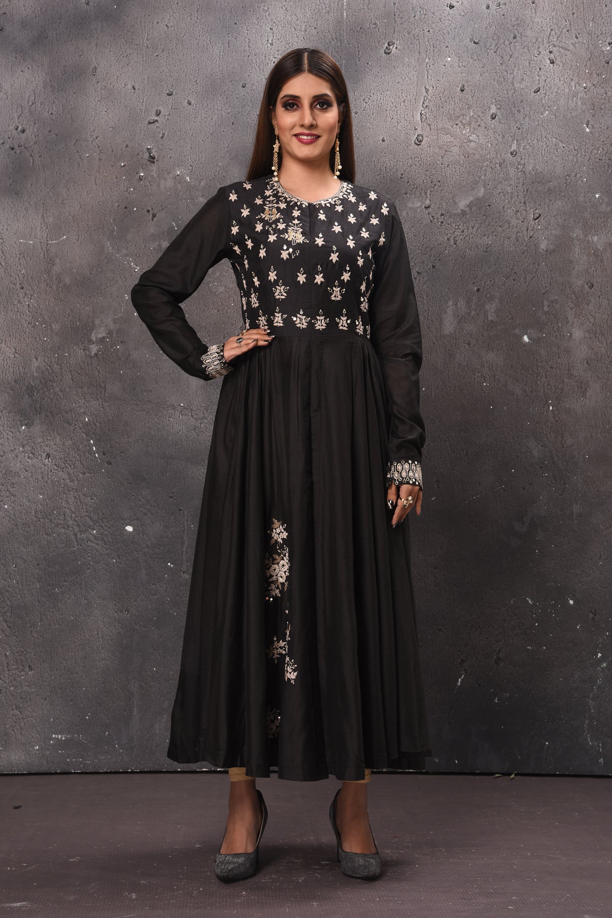 Buy stunning black embroidered front slit Anarkali suit online in USA. Get set for weddings and festive occasions in exclusive designer Anarkali suits, wedding gown, salwar suits, gharara suits, Indowestern dresses from Pure Elegance Indian fashion store in USA.-full view