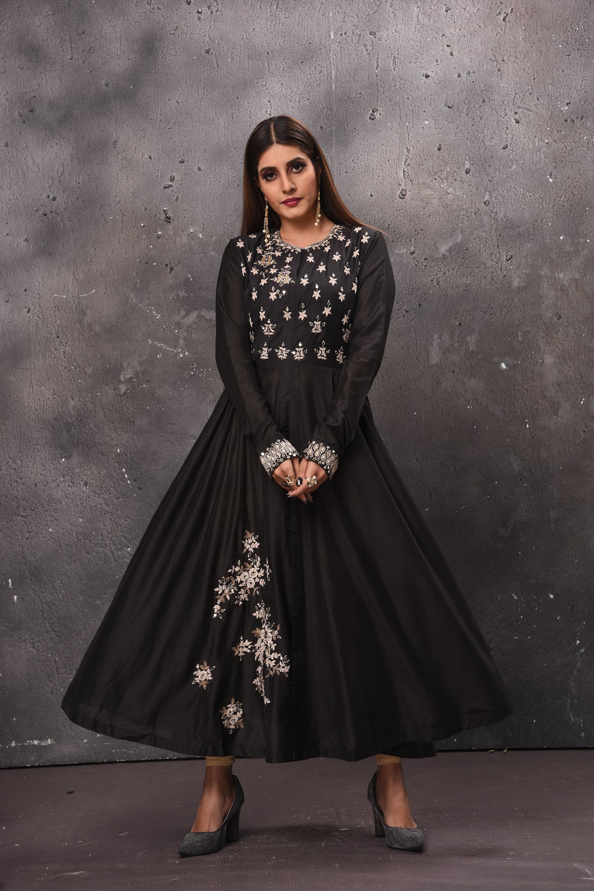 Buy stunning black embroidered front slit Anarkali suit online in USA. Get set for weddings and festive occasions in exclusive designer Anarkali suits, wedding gown, salwar suits, gharara suits, Indowestern dresses from Pure Elegance Indian fashion store in USA.-front