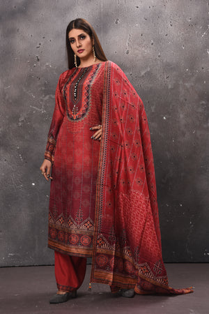 Shop stunning red printed palazzo suit online in USA with dupatta. Get set for weddings and festive occasions in exclusive designer Anarkali suits, wedding gown, salwar suits, gharara suits, Indowestern dresses from Pure Elegance Indian fashion store in USA.-dupatta