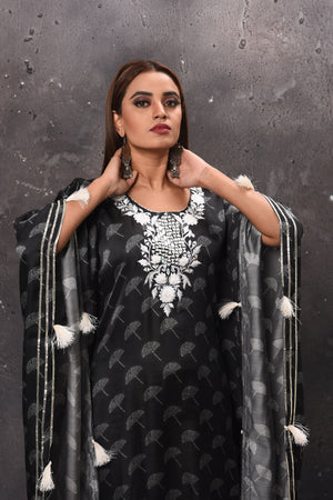 Shop stunning black printed embroidered kaftaan dress online in USA. Get set for weddings and festive occasions in exclusive designer Anarkali suits, wedding gown, salwar suits, gharara suits, Indowestern dresses from Pure Elegance Indian fashion store in USA.-closeup