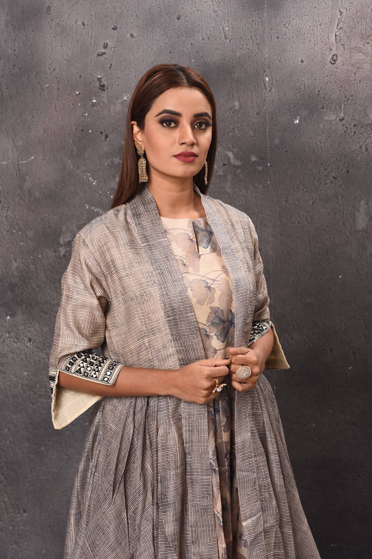 Buy stunning cream and grey printed dress online in USA with jacket. Get set for weddings and festive occasions in exclusive designer Anarkali suits, wedding gown, salwar suits, gharara suits, Indowestern dresses from Pure Elegance Indian fashion store in USA.-closeup