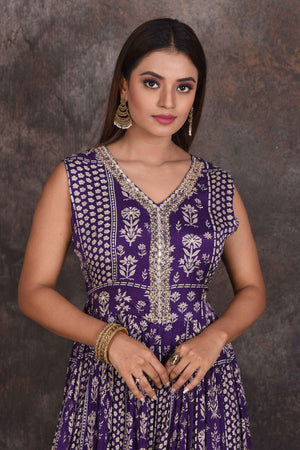 Shop stunning purple printed embellished jumpsuit online in USA. Be the star of the occasion in this stylish designer lehengas, designer gowns, Indowestern dresses, Anarkali suits, sharara suits from Pure Elegance Indian fashion store in USA.-closeup