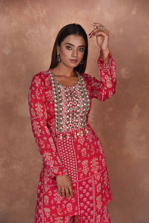 Buy red printed and embroidered sharara suit online in USA with dupatta. Dazzle on weddings and special occasions with exquisite Indian designer dresses, embroidered sarees, partywear sarees, Bollywood sarees, handloom sarees, designer lehenga, Anarkali suits from Pure Elegance Indian clothing store in USA.-closeup
