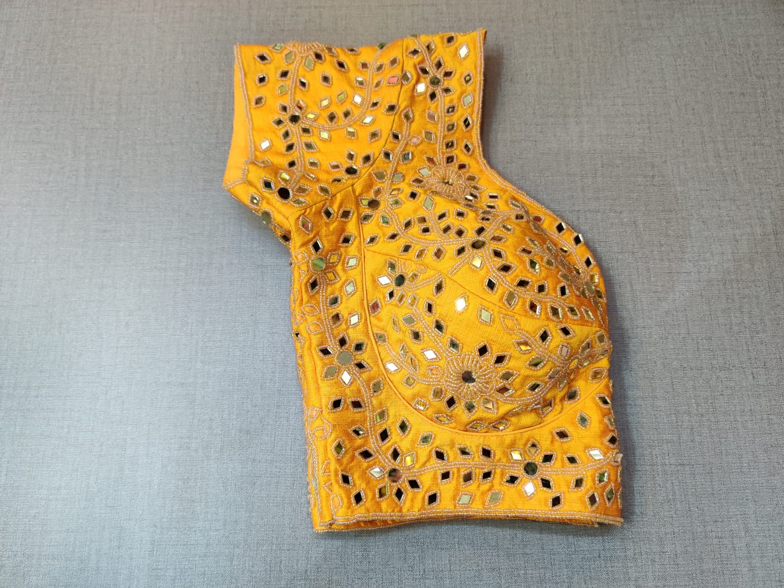 Shop stunning yellow mirror work saree blouse online in USA with lace. Elevate your Indian ethnic saree looks with beautiful readymade saree blouse, embroidered saree blouses, Banarasi saree blouse, designer sari blouses, sleeveless saree blouses from Pure Elegance Indian fashion store in USA.-sleeves