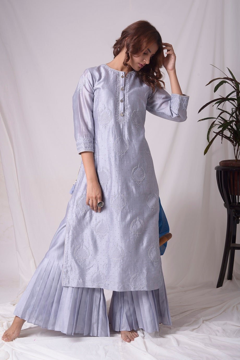 Buy grey lucknowi suit online in USA with pearl work. Be the talk of parties and weddings with exquisite designer gowns, Indian suits, Anarkali dresses, Indo-western dresses from Pure Elegance Indian clothing store in USA.Shop online now.-full view-3