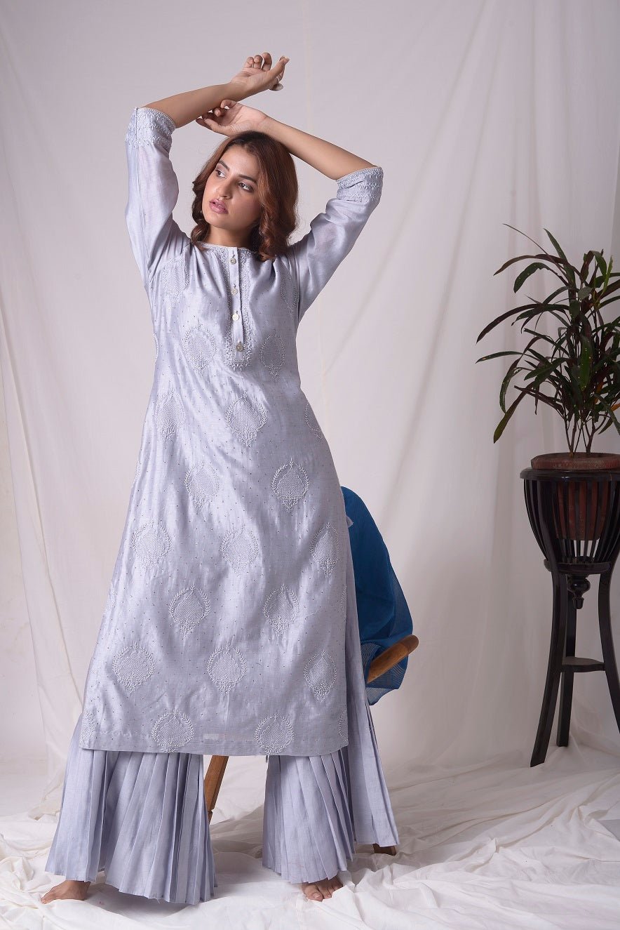 Buy grey lucknowi suit online in USA with pearl work. Be the talk of parties and weddings with exquisite designer gowns, Indian suits, Anarkali dresses, Indo-western dresses from Pure Elegance Indian clothing store in USA.Shop online now.-full view-2