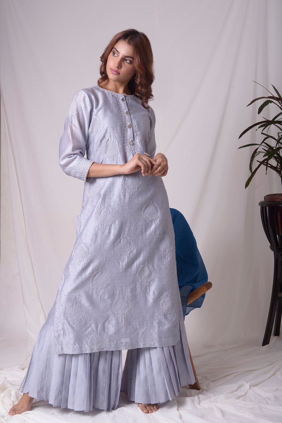 Buy grey lucknowi suit online in USA with pearl work. Be the talk of parties and weddings with exquisite designer gowns, Indian suits, Anarkali dresses, Indo-western dresses from Pure Elegance Indian clothing store in USA.Shop online now.-full view