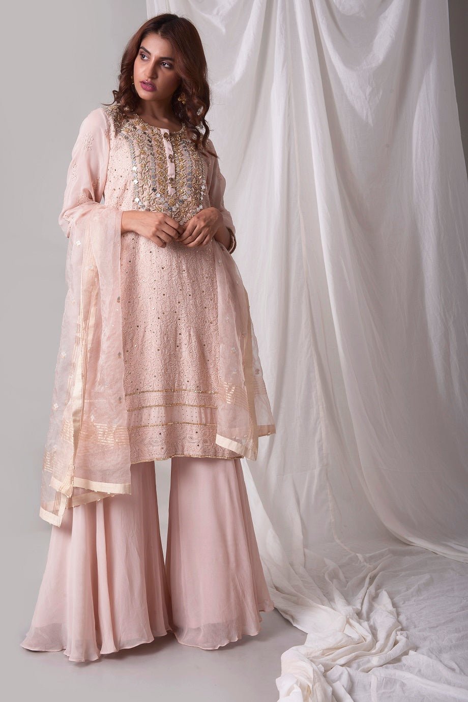 Buy powder pink georgette suit online in USA. Be the talk of parties and weddings with exquisite designer gowns, Indian suits, Anarkali dresses, Indo-western dresses from Pure Elegance Indian clothing store in USA .Shop online now..-full view-5