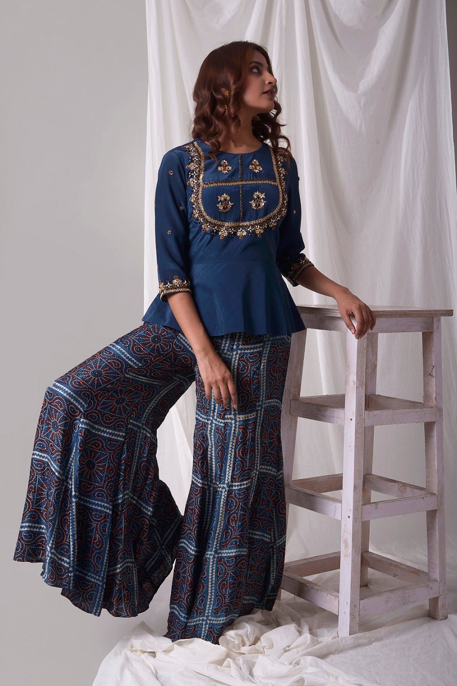 Buy blue modal suit online in USA with palazzo. Be the talk of parties and weddings with exquisite designer gowns, sharara suits, Anarkali suits, salwar suits from Pure Elegance Indian clothing store in USA. Shop online now.-side view-2