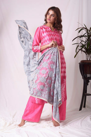 Buy pink chanderi suit online in USA with dupatta.  Be the talk of parties and weddings with exquisite designer gowns, sharara suits, Anarkali suits, salwar suits from Pure Elegance Indian clothing store in USA. Shop online now.-full view with duppatta