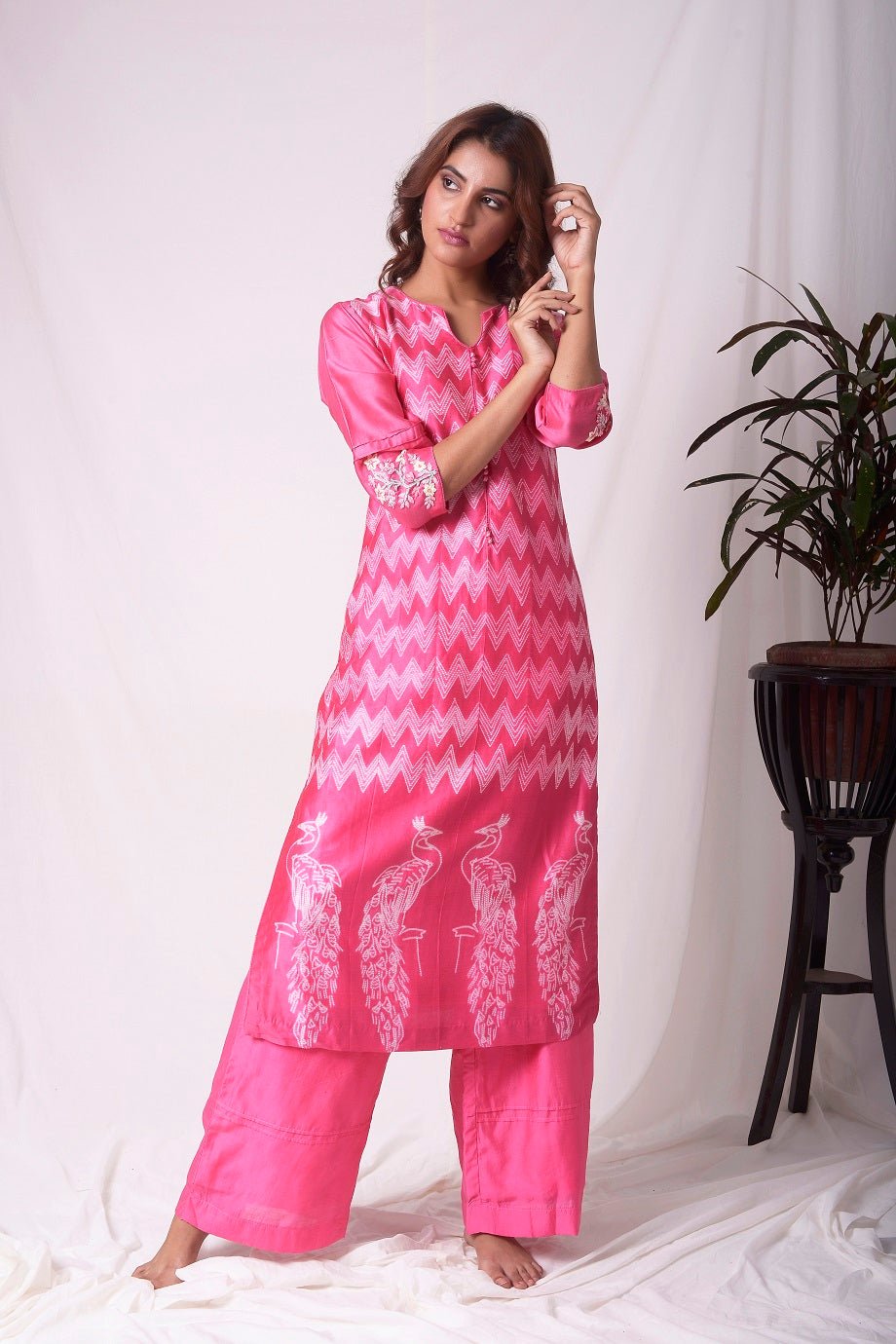 Buy pink chanderi suit online in USA with dupatta.  Be the talk of parties and weddings with exquisite designer gowns, sharara suits, Anarkali suits, salwar suits from Pure Elegance Indian clothing store in USA. Shop online now.-full view-2