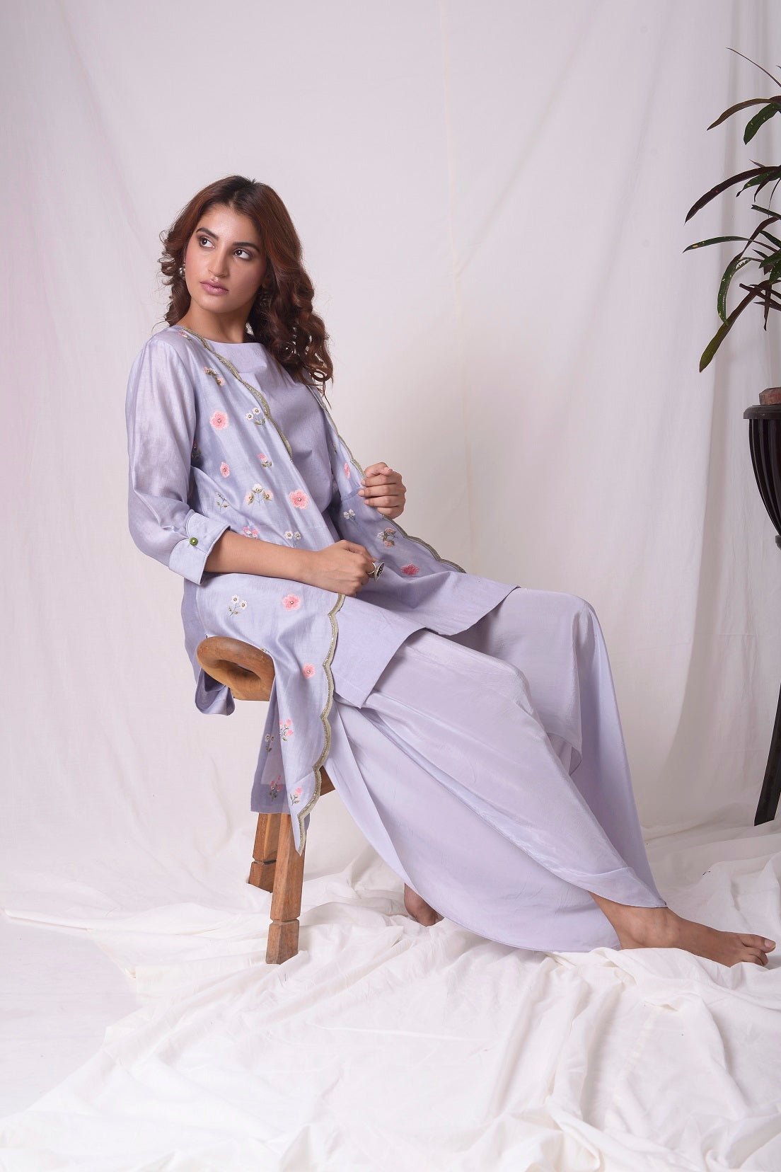 Plain satin Night suit with robe - Private Lives