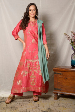 Buy stunning tomato red embroidered chanderi suit online in USA with aqua dupatta. Shine at weddings and special occasions with beautiful Indian designer suits, gowns, lehengas from Pure Elegance Indian clothing store in USA.-front