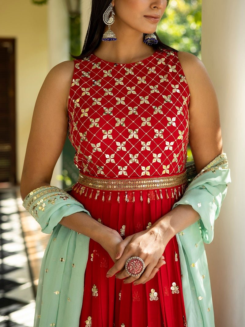 Creem And Rad Combineshion Wedding Wear Modern Designer Anarkali Suit at Rs  3500 in Surat