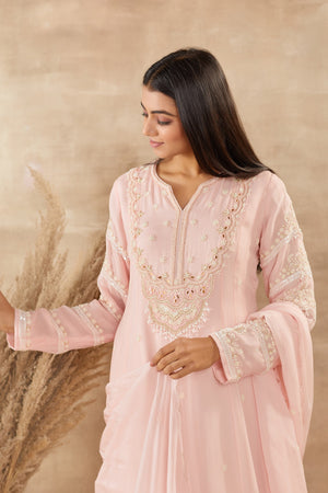 Shop beautiful powder pink organza Anarkali suit online in USA with dupatta. Dazzle on weddings and special occasions with exquisite Indian designer dresses, sharara suits, Anarkali suits, wedding lehengas from Pure Elegance Indian fashion store in USA.-closeup