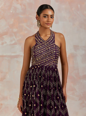 Shop plum mirror and sequin work jumpsuit online in USA. Dazzle on weddings and special occasions with exquisite Indian designer dresses, sharara suits, Anarkali suits, bridal lehengas, sharara suits from Pure Elegance Indian clothing store in USA.-closeup