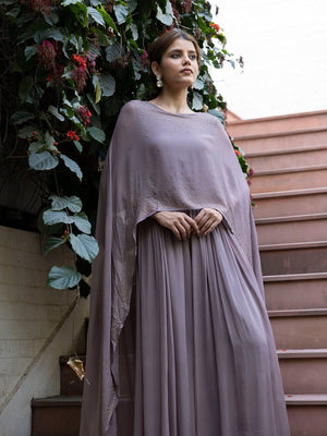 Buy stunning grey georgette jumpsuit online in USA with cape sleeves. Dazzle on weddings and special occasions with exquisite Indian designer dresses, sharara suits, Anarkali suits, wedding lehengas from Pure Elegance Indian fashion store in USA.-closeup