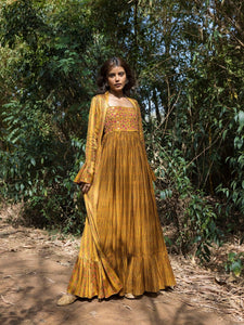 Buy stunning mustard printed maxi dress online in USA with cape jacket. Dazzle on weddings and special occasions with exquisite Indian designer dresses, sharara suits, Anarkali suits, wedding lehengas from Pure Elegance Indian fashion store in USA.-full view