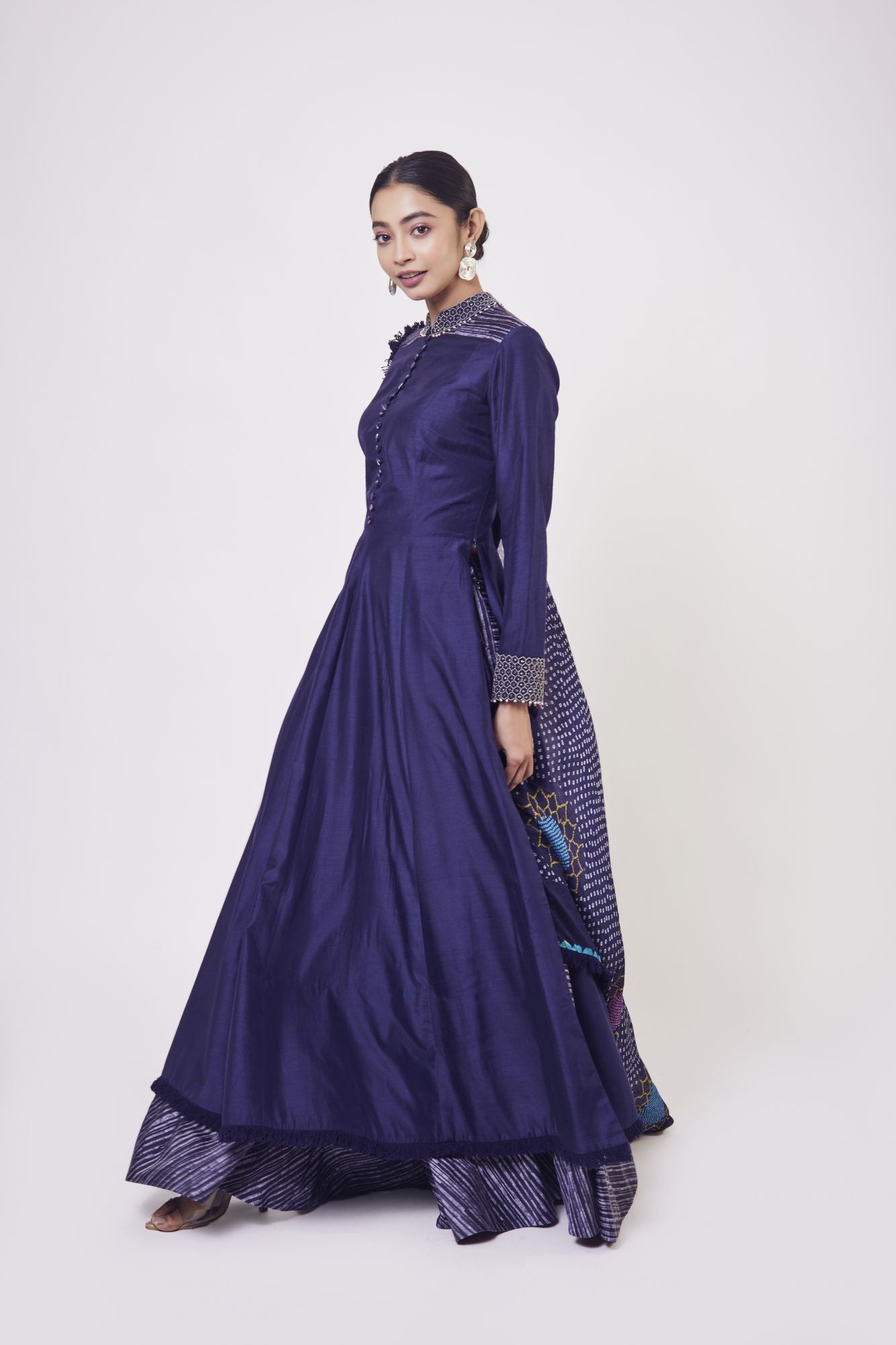 Shop blue muslin kurta with satin palazzo in USA and dupatta. Dazzle on weddings and special occasions with exquisite Indian designer dresses, sharara suits, Anarkali suits, wedding lehengas from Pure Elegance Indian fashion store in USA.-side