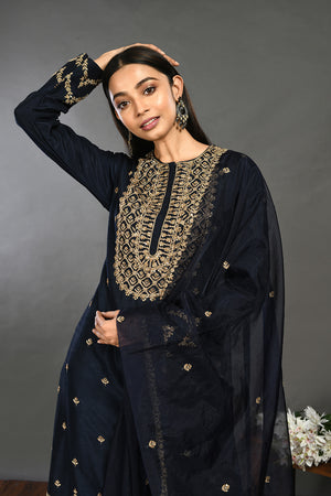 Buy prussian blue zardozi work Mysore silk suit online in USA with dupatta. Dazzle on weddings and special occasions with exquisite Indian designer dresses, sharara suits, Anarkali suits, wedding lehengas from Pure Elegance Indian fashion store in USA.-closeup