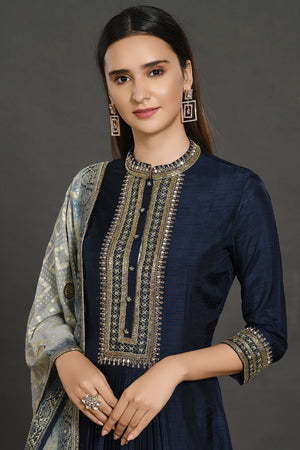 Shop navy blue embroidered Anarkali suit online in USA with grey dupatta. Dazzle on weddings and special occasions with exquisite Indian designer dresses, sharara suits, Anarkali suits, wedding lehengas from Pure Elegance Indian fashion store in USA.-closeup
