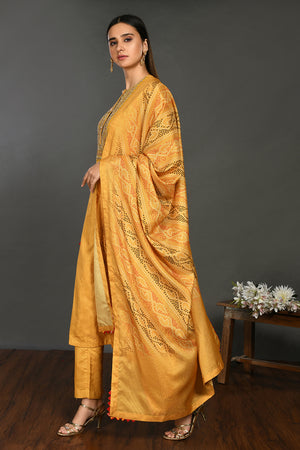 Buy yellow embroidered straight kurta set online in USA with dupatta. Dazzle on weddings and special occasions with exquisite Indian designer dresses, sharara suits, Anarkali suits, wedding lehengas from Pure Elegance Indian fashion store in USA.-dupatta
