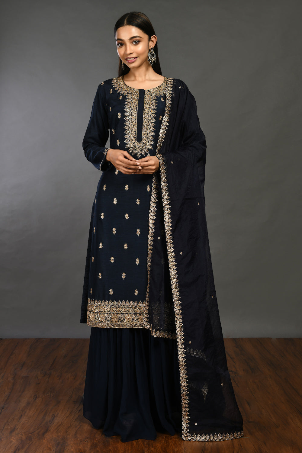 Buy navy blue zari work georgette suit online in USA with dupatta. Dazzle on weddings and special occasions with exquisite Indian designer dresses, sharara suits, Anarkali suits, wedding lehengas from Pure Elegance Indian fashion store in USA.-full view