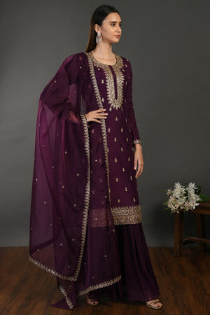 Shop wine hue zari work georgette suit online in USA with dupatta. Dazzle on weddings and special occasions with exquisite Indian designer dresses, sharara suits, Anarkali suits, wedding lehengas from Pure Elegance Indian fashion store in USA.-dupatta