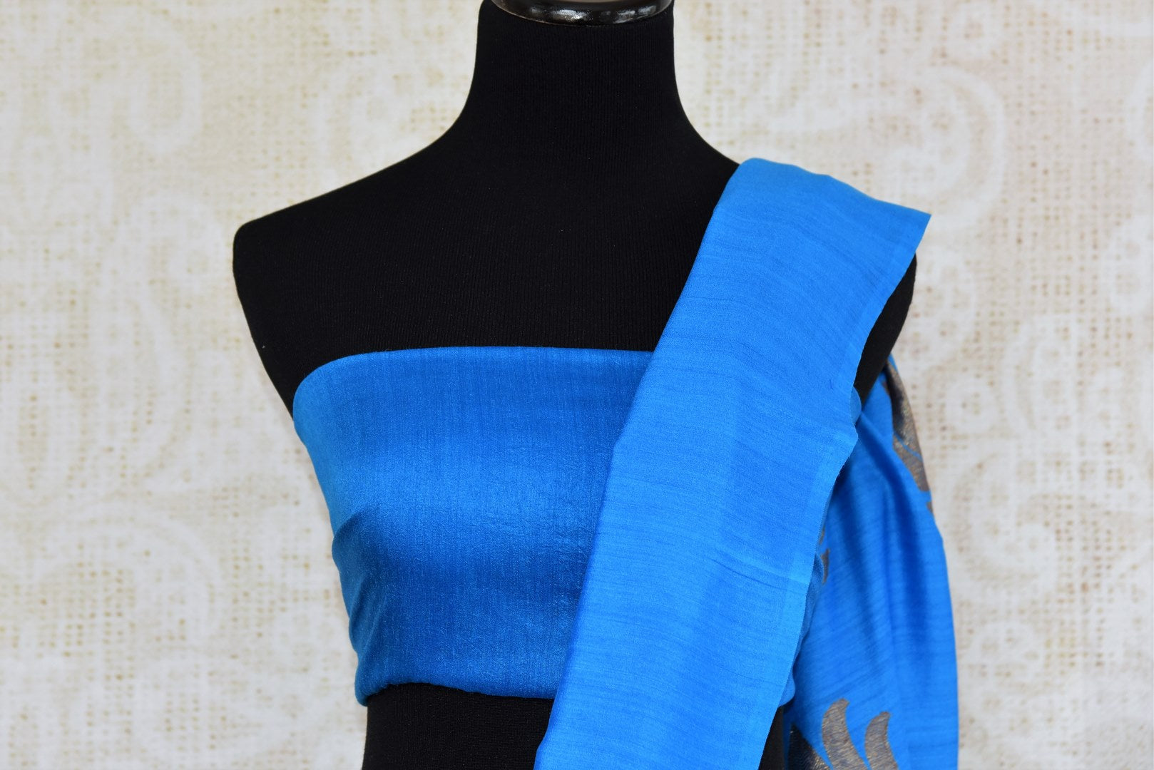 Buy solid blue muga silk Banarasi saree online in USA. Choose from a range of traditional Indian silk sarees at Pure Elegance online store or visit our store in USA.-blouse pallu
