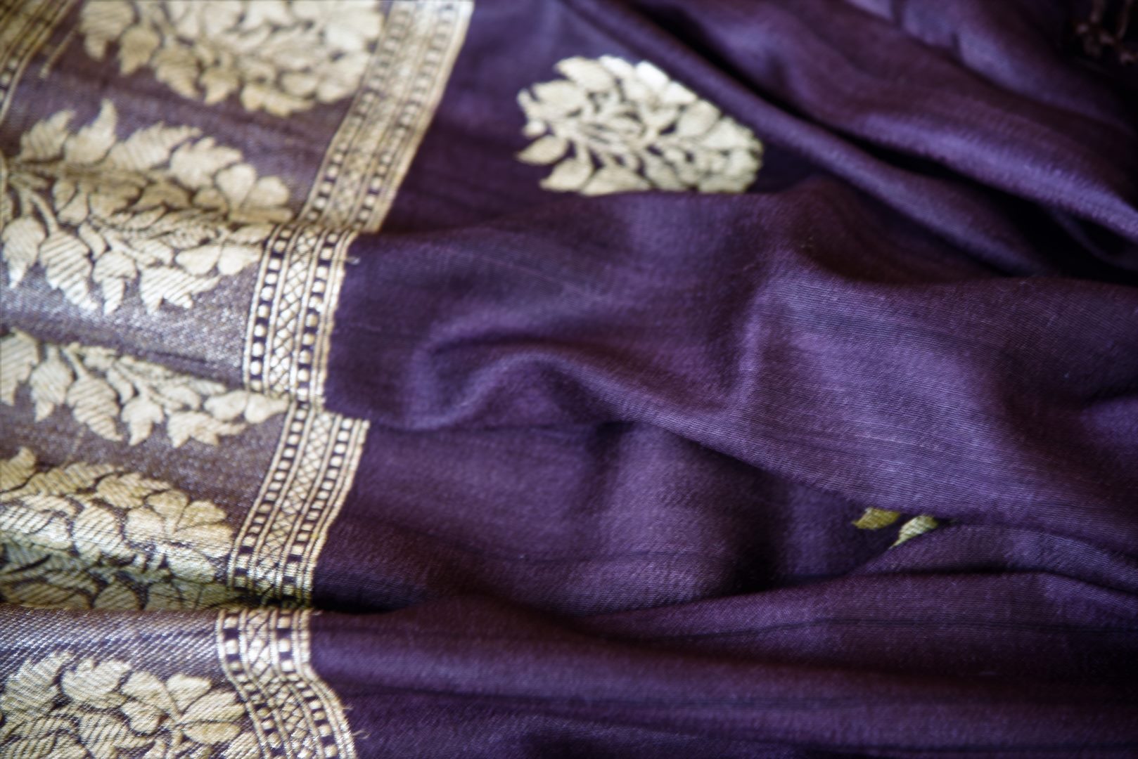 Buy purple tussar Banarasi sari online in USA with zari buta and border. Shop such stunning Banarasi sarees for special occasions from Pure Elegance Indian fashion store in USA.-details