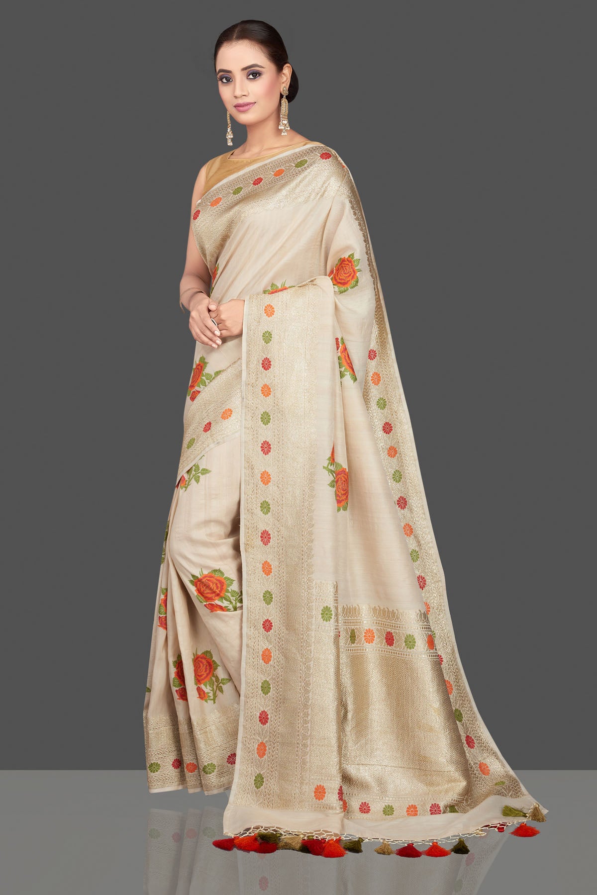 Buy beautiful off-white tussar georgette saree online in USA with zari border. Look gorgeous on special occasions with exquisite Indian sarees, handwoven sarees, Banarasi sarees, pure silk sarees from Pure Elegance Indian saree store in USA.-pallu