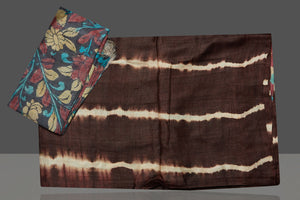 Buy stunning brown tussar silk saree online in USA with pen Kalamkari pallu. Flaunt ethnic fashion on special occasions in stunning georgette sarees, designer saris, embroidered sarees, pure silk sarees, Kanchipuram sarees from Pure Elegance Indian fashion store in USA.-blouse