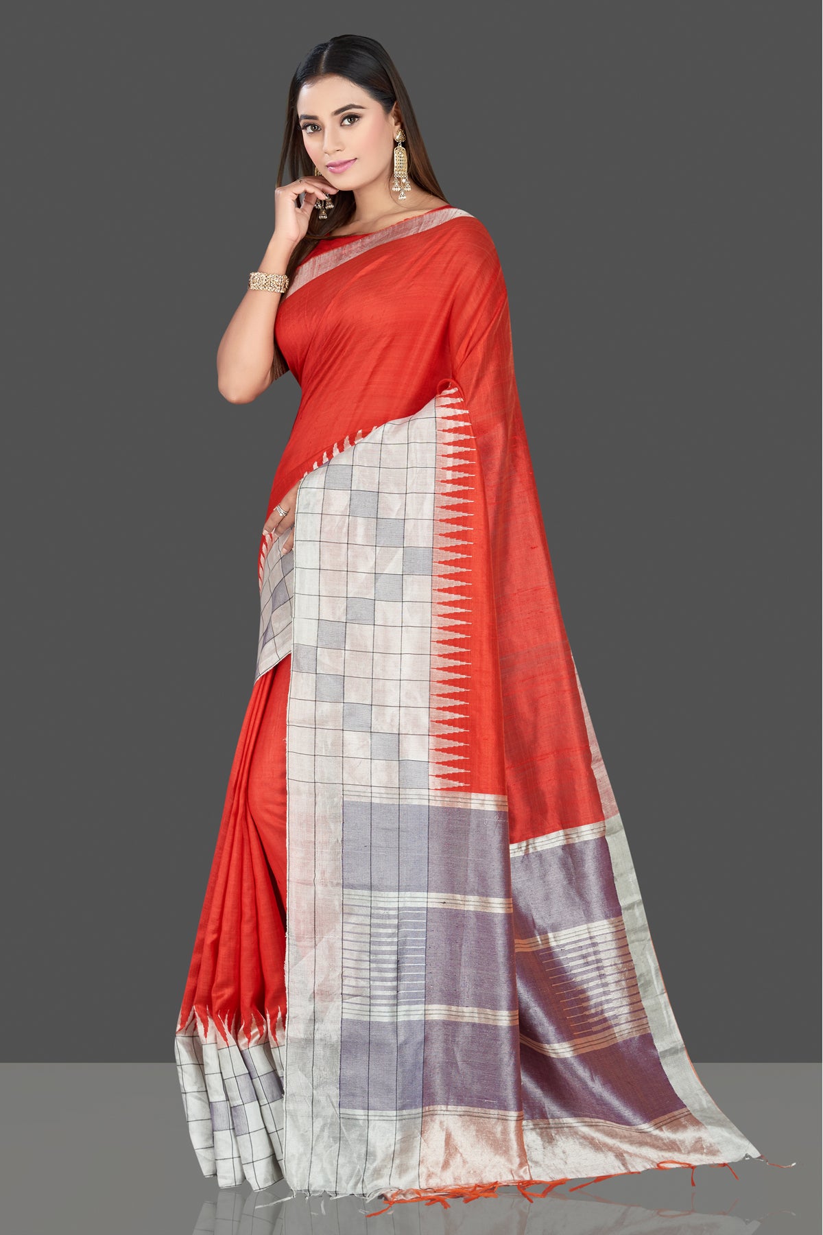 Shop stunning red silk sari online in USA with tissue border. Look traditional on special occasions and weddings in gorgeous silk sarees, Kanjivaram sarees, south silk sarees, handloom silk sarees from Pure Elegance Indian saree store in USA.-pallu