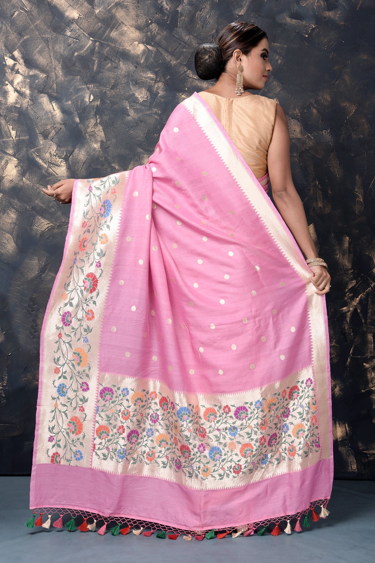 Buy stunning light pink georgette tussar Paithani silk saree online in USA. Keep your ethnic wardrobe updated with an exclusive range of designer sarees, pure silk sarees, handloom sarees, embroidered sarees, printed sarees, fancy sari from Pure Elegance Indian fashion store in USA.-back