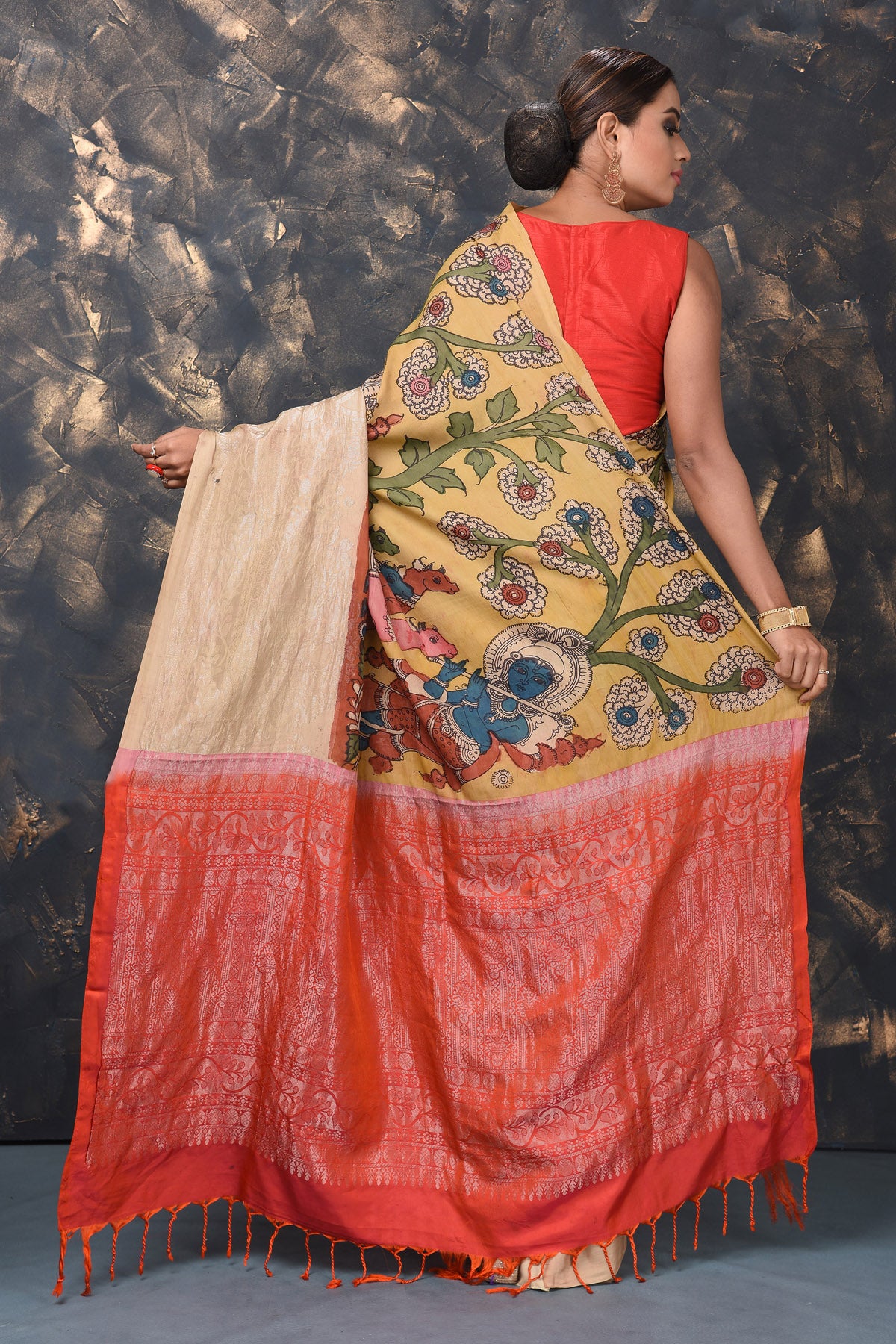 Shop yellow Kanjivaram sari online in USA with pen Kalamkari print. Enrich your ethnic wardrobe with traditional Indian sarees, designer sarees. embroidered sarees, pure silk sarees, handwoven sarees, Kanchipuram sarees, Banarasi saris from Pure Elegance Indian saree store in USA.-back