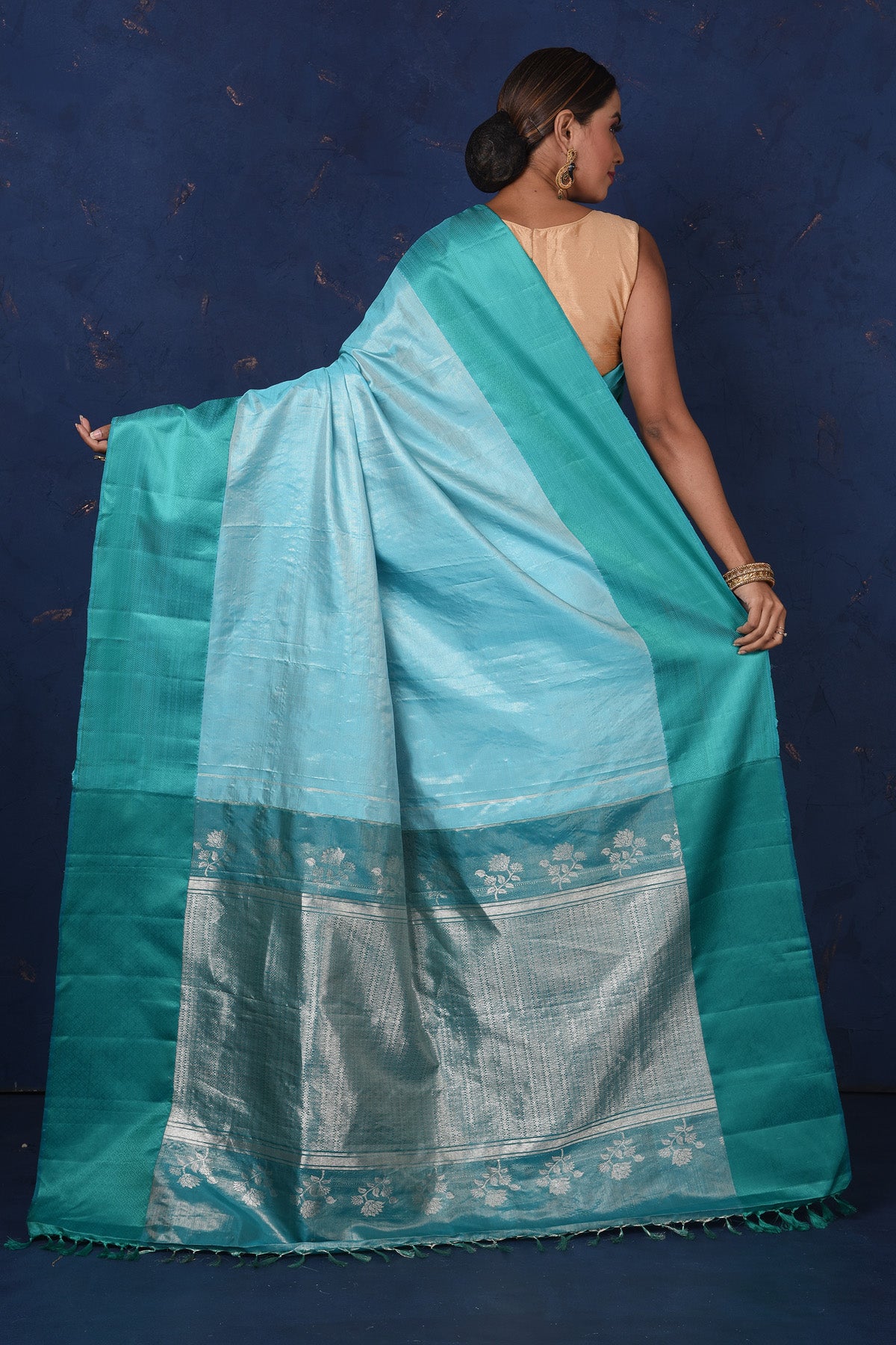 Shop stunning blue Kanjeevaram silk sari online in USA with green zari border. Be the center of attraction on special occasions in stunning designer sarees, handloom sarees, Kanchipuram silk sarees, pure silk sarees from Pure Elegance Indian fashion store in USA.-back