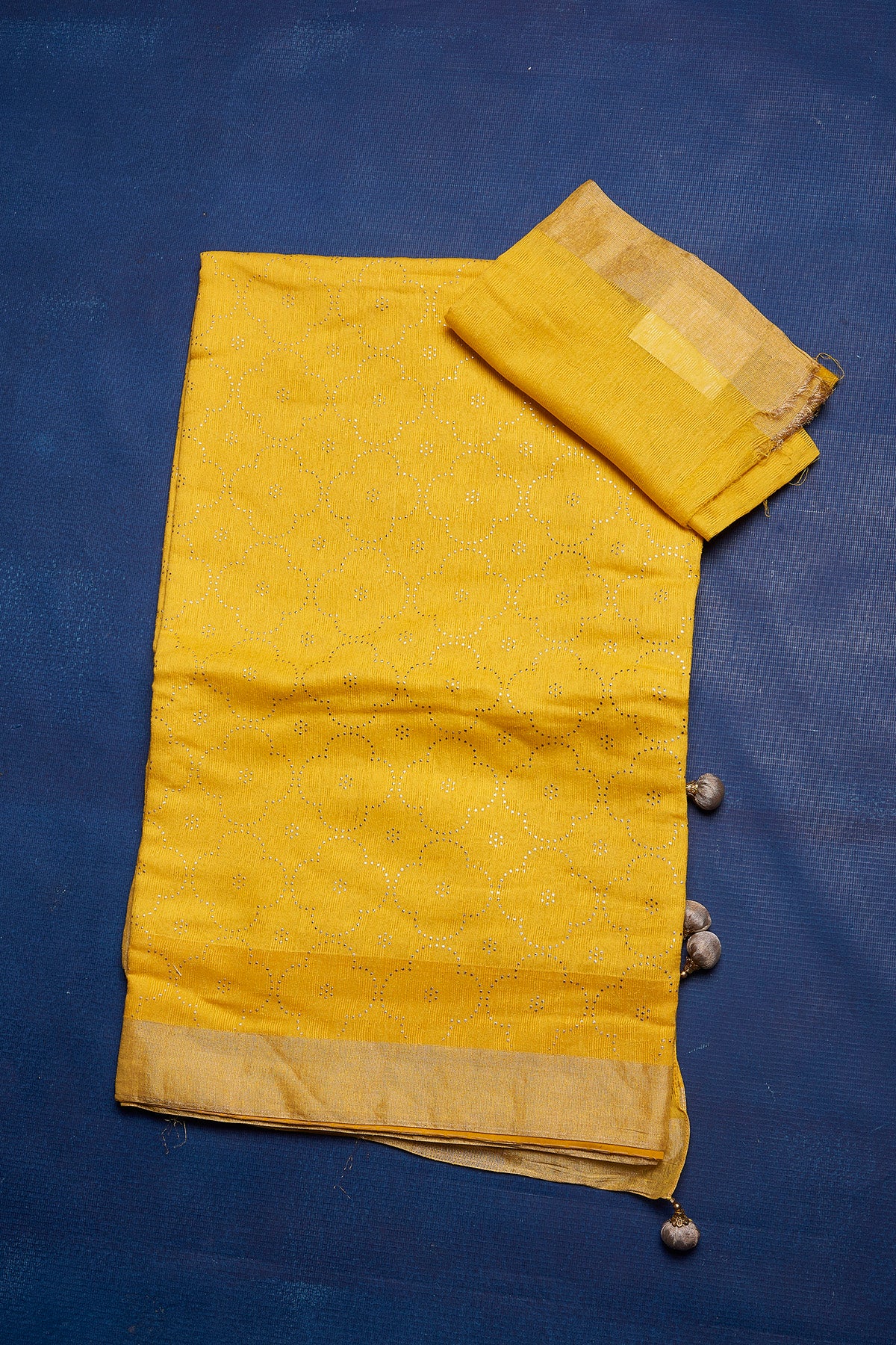 Buy stunning yellow badla work sari online in USA with golden border. Keep your ethnic wardrobe with exclusive designer sarees, handloom sarees, pure silk sarees, soft silk sarees, Banarasi silk sarees from Pure Elegance Indian fashion store in USA.-blouse